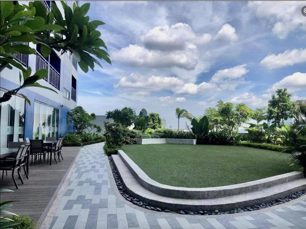 Awesome Value, Great Location Leilighet Manila Eksteriør bilde